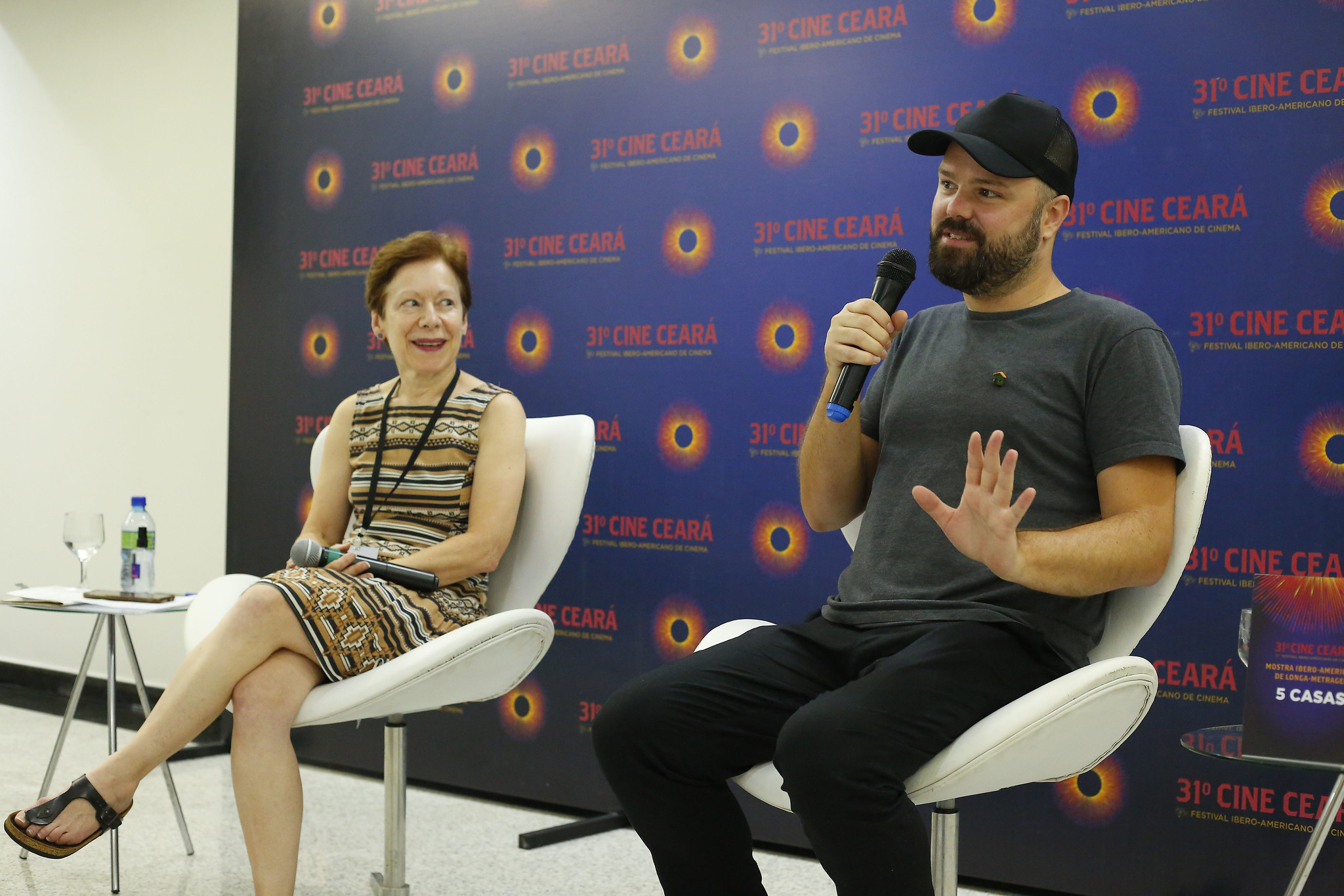 Debate com realizadores foi em formato híbrido nesta quarta-feira (1º/12)